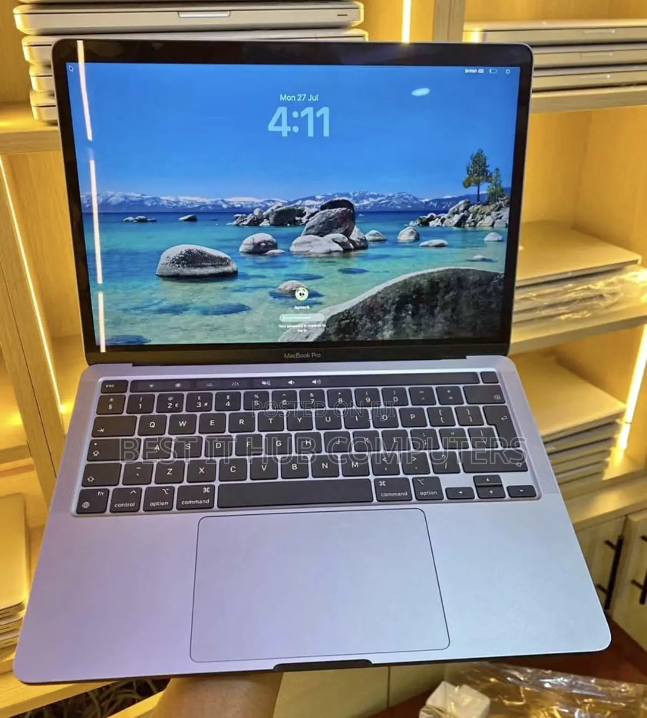 Laptop Apple MacBook Pro 2020 32GB Intel Core i7 SSD 512GB