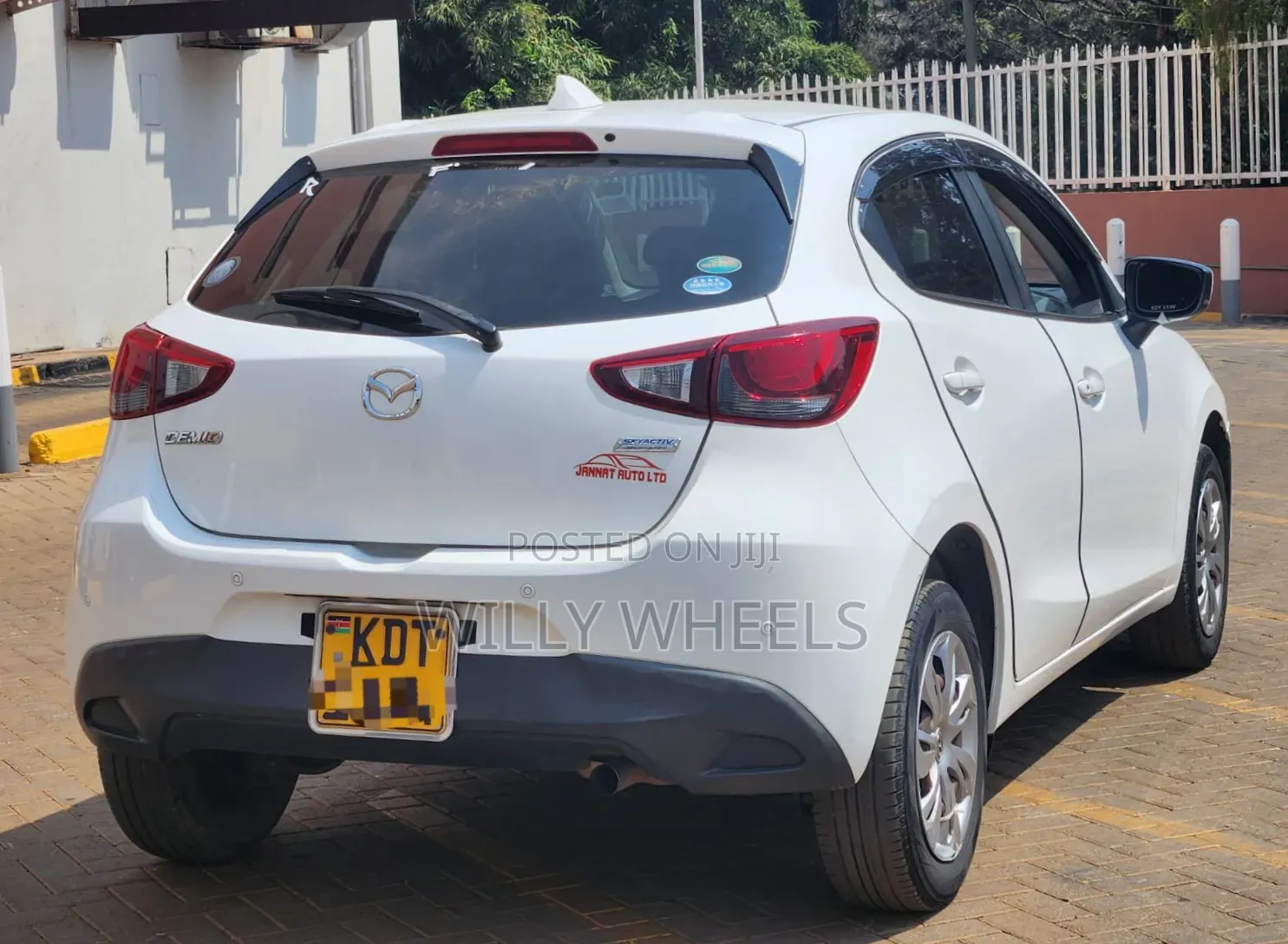 Mazda Demio 2018 White