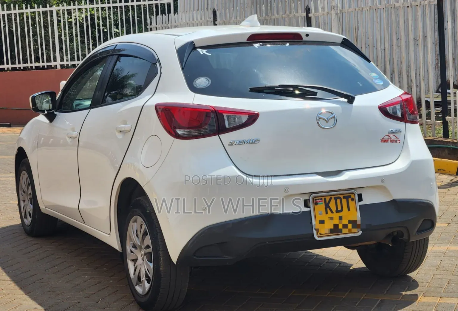 Mazda Demio 2018 White