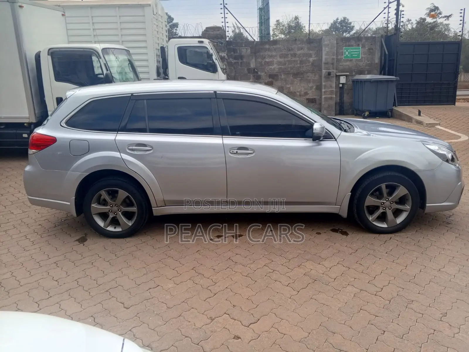 Subaru Outback 2013 Silver