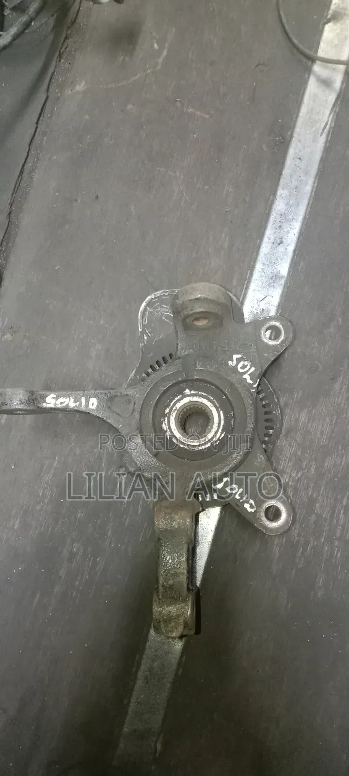 Suzuki Solio Front Hub