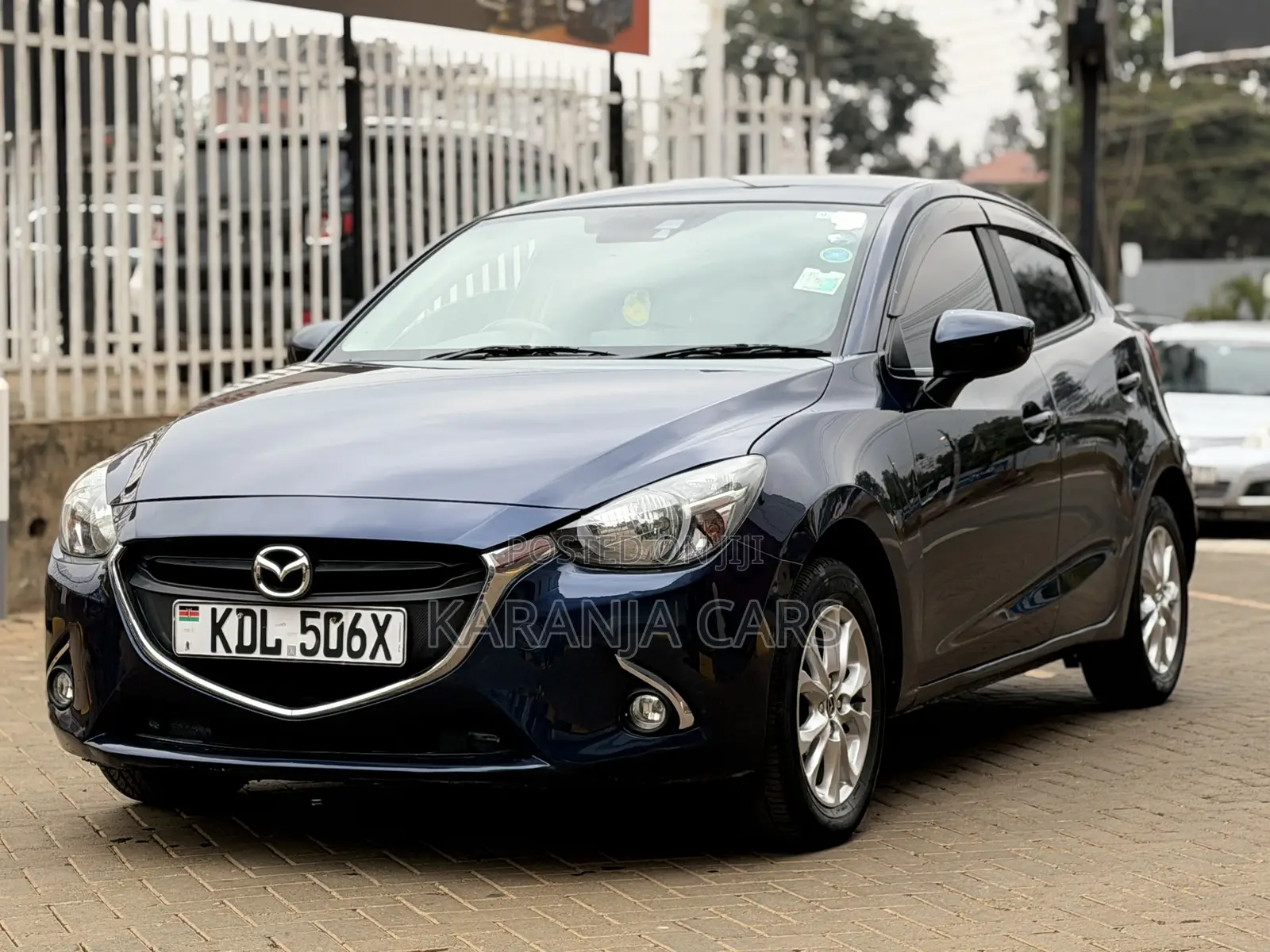 Mazda Demio 2016 Blue