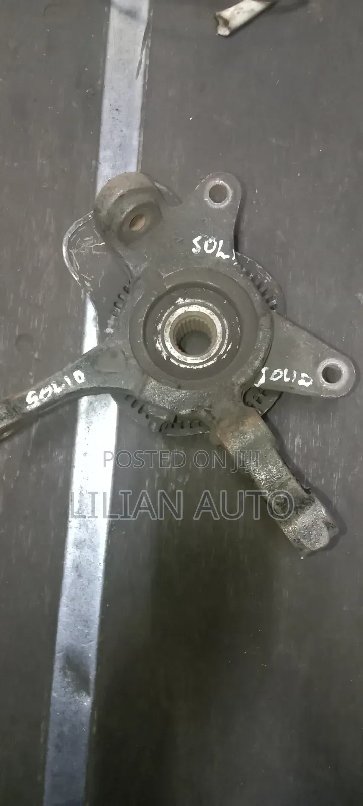 Suzuki Solio Front Hub
