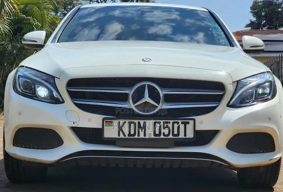 Mercedes-Benz C200 2016 White