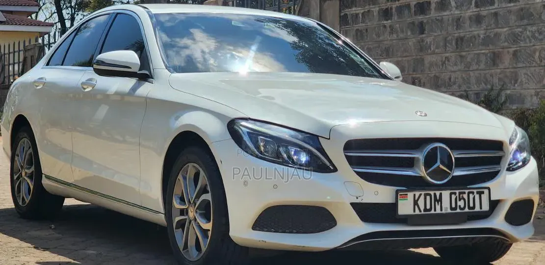 Mercedes-Benz C200 2016 White