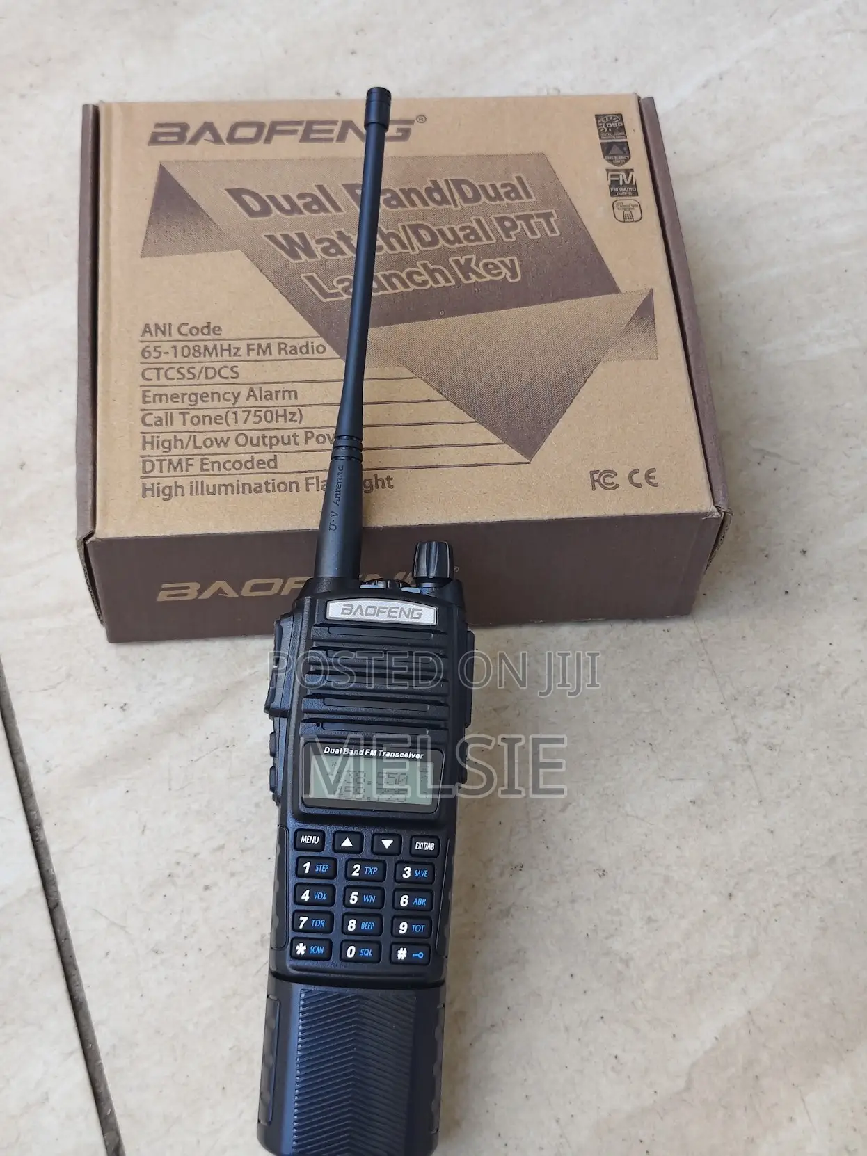 Baofeng UV82 VHF UHF 8W Professional Walkie Talkie