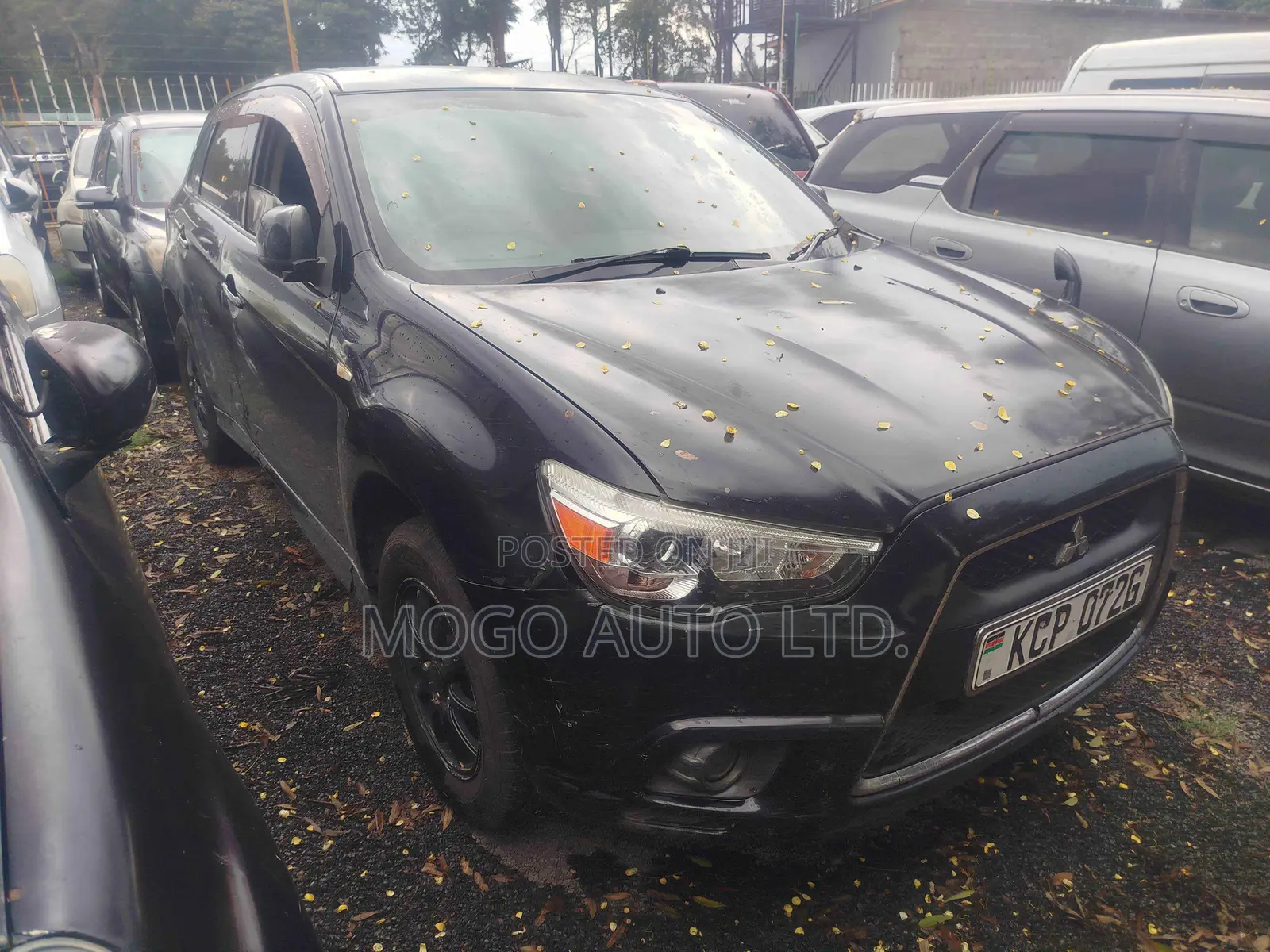 Mitsubishi RVR 2010 Black