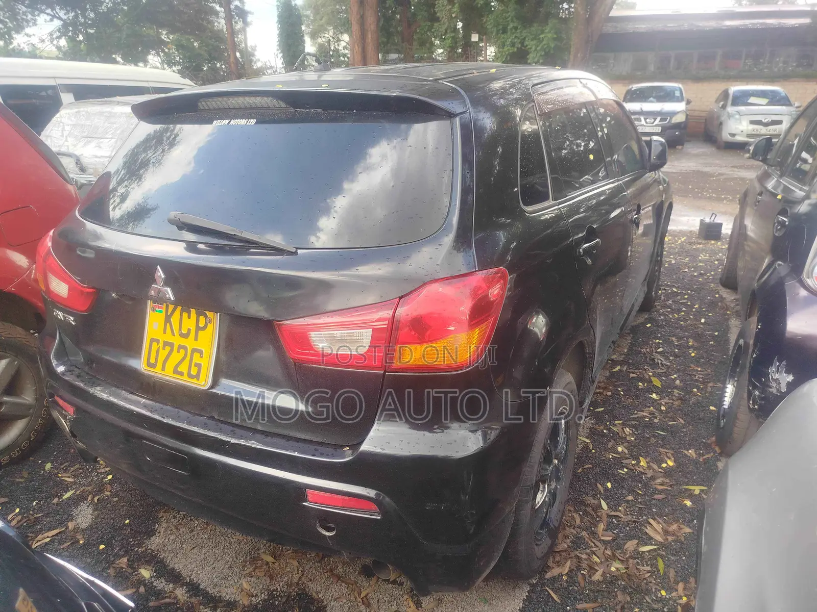 Mitsubishi RVR 2010 Black
