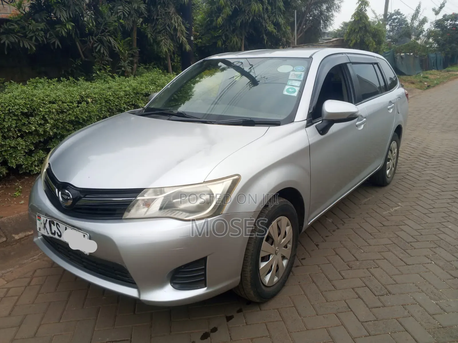 Toyota Corolla Fielder 2013 Silver