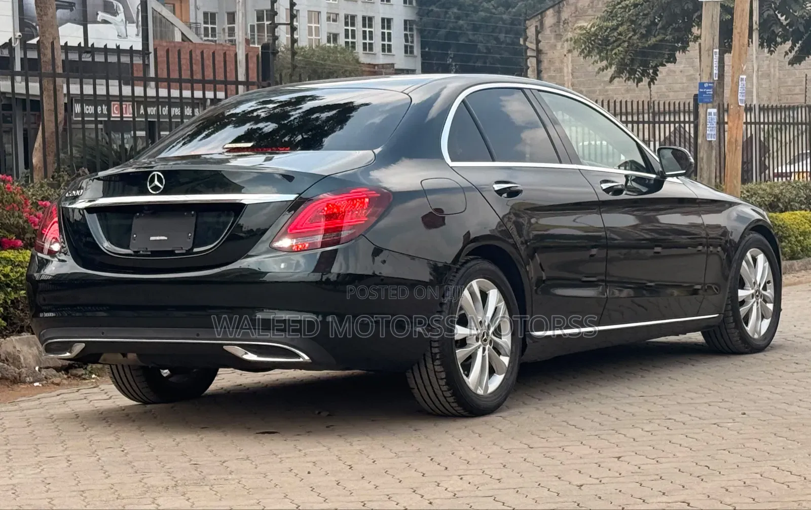 Mercedes-Benz C200 2019 Green