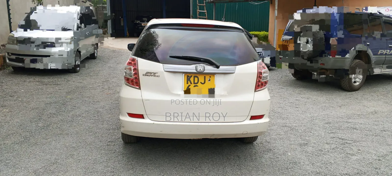 Honda Fit Shuttle 2015 White