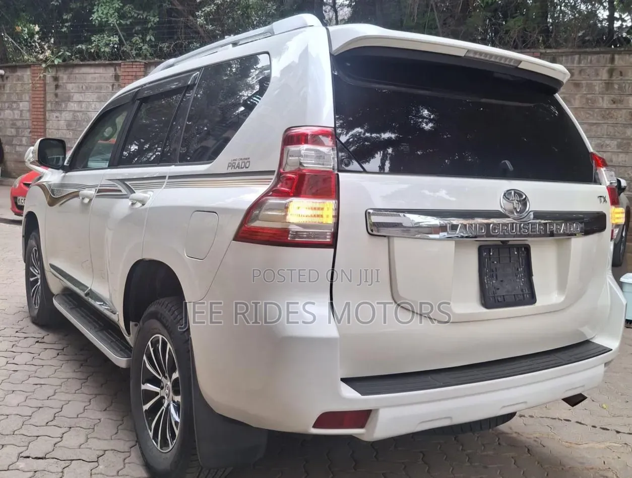 Toyota Land Cruiser Prado 2018 Ivory