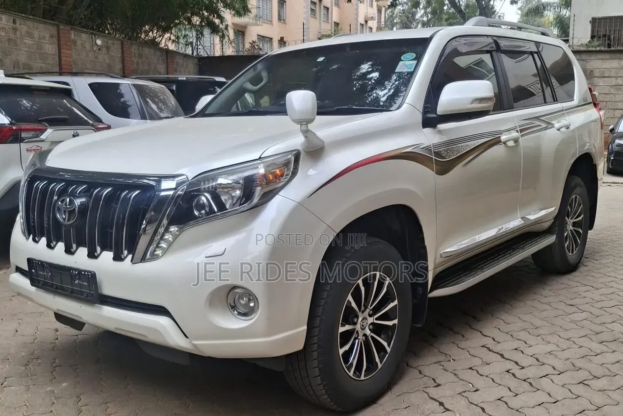 Toyota Land Cruiser Prado 2018 Ivory