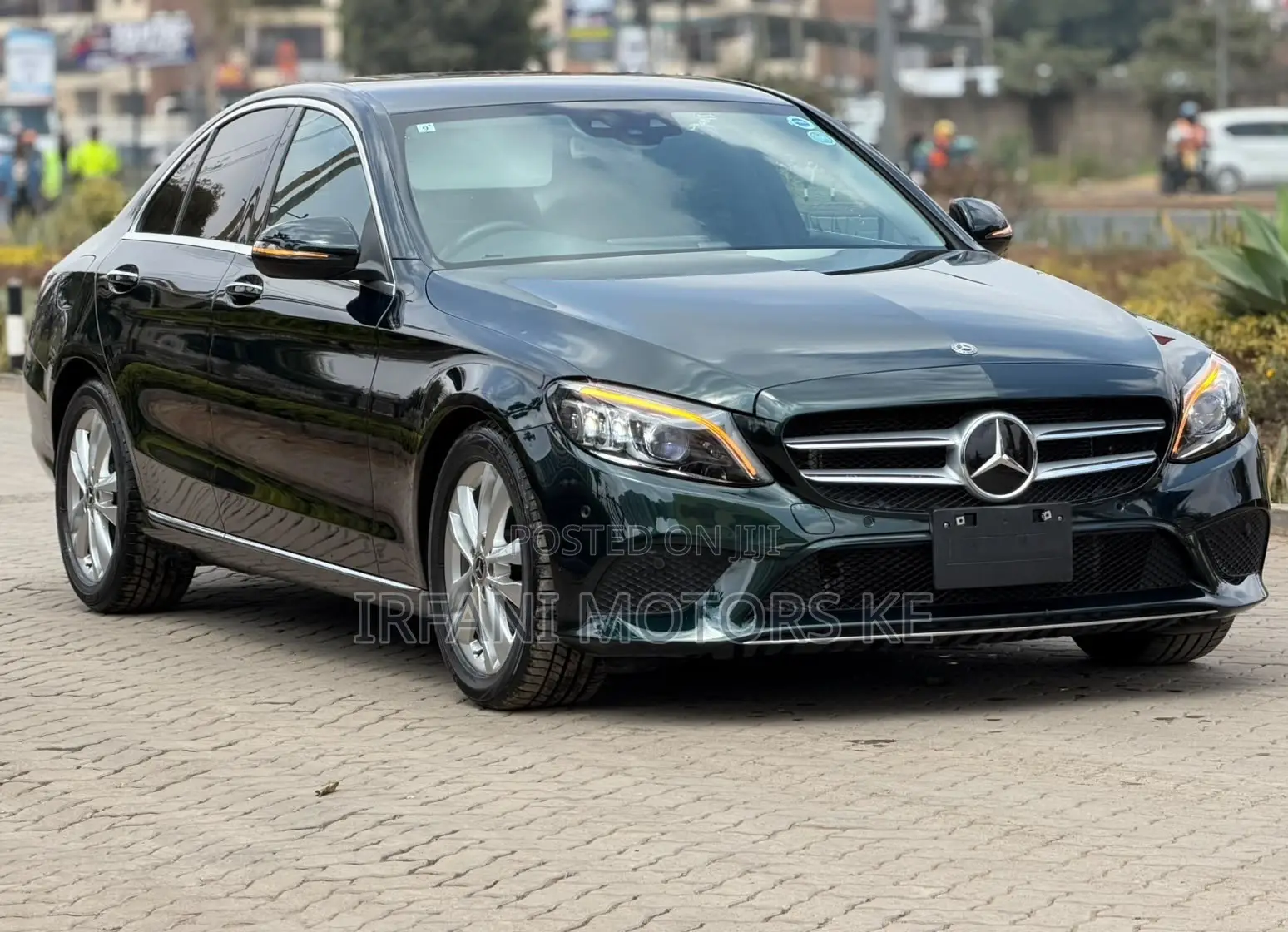 Mercedes-Benz C200 2019 Green