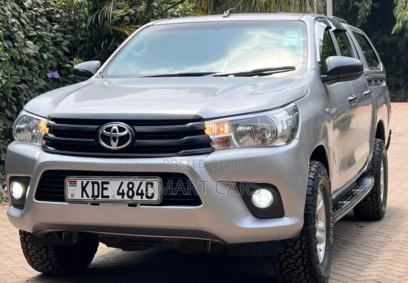 Toyota Hilux 2021 Gray