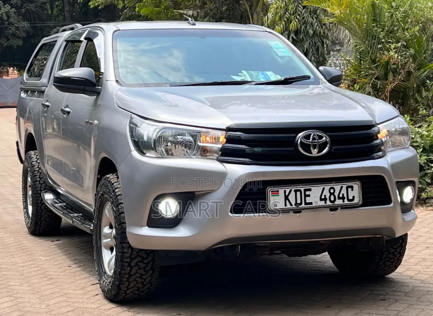 Toyota Hilux 2021 Gray