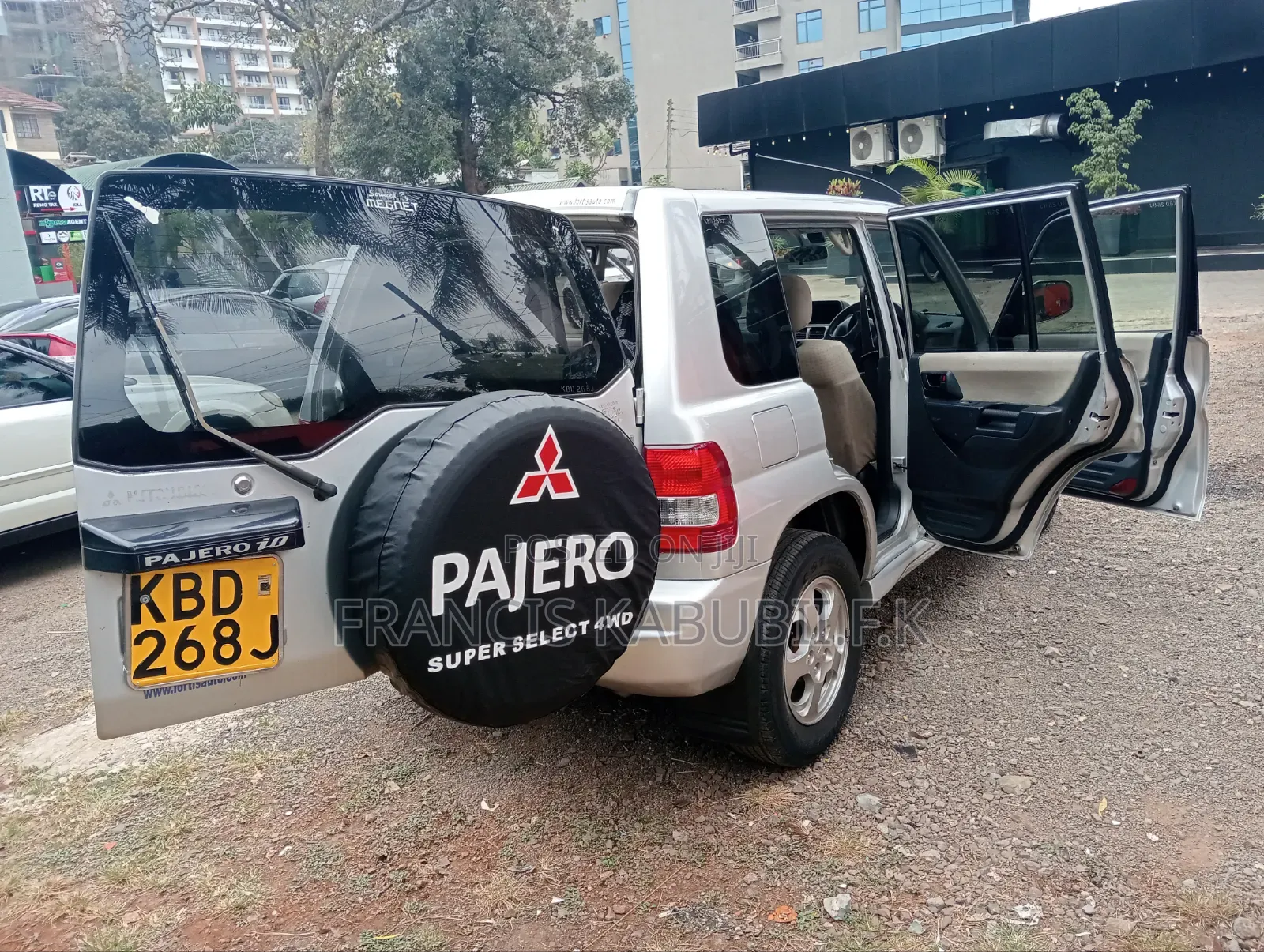 Mitsubishi Pajero 2004 Silver