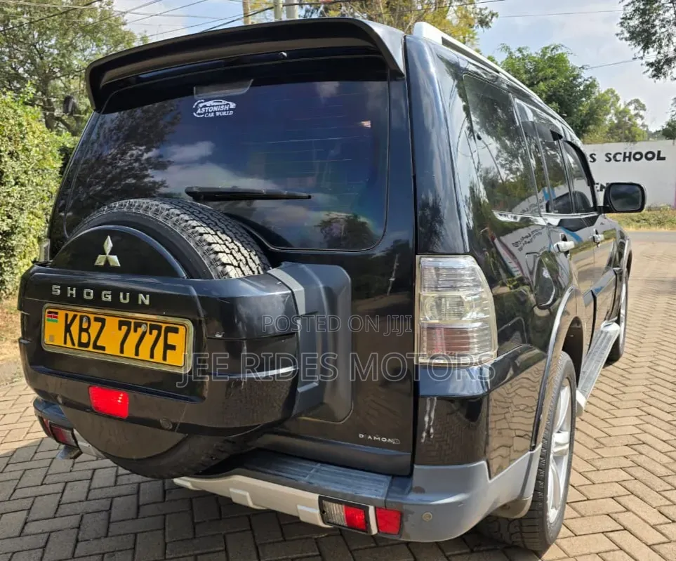 Mitsubishi Shogun 2008 Matt Black