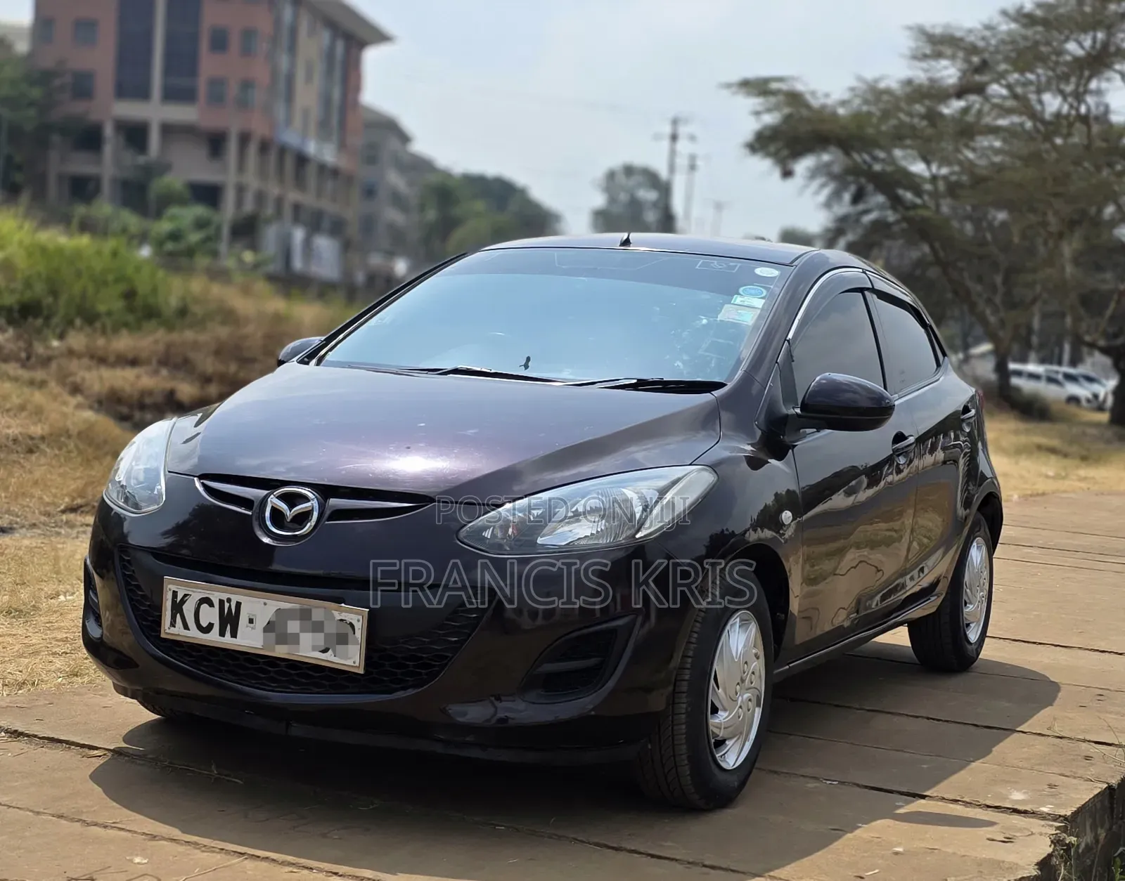 Mazda Demio 2012 Maroon