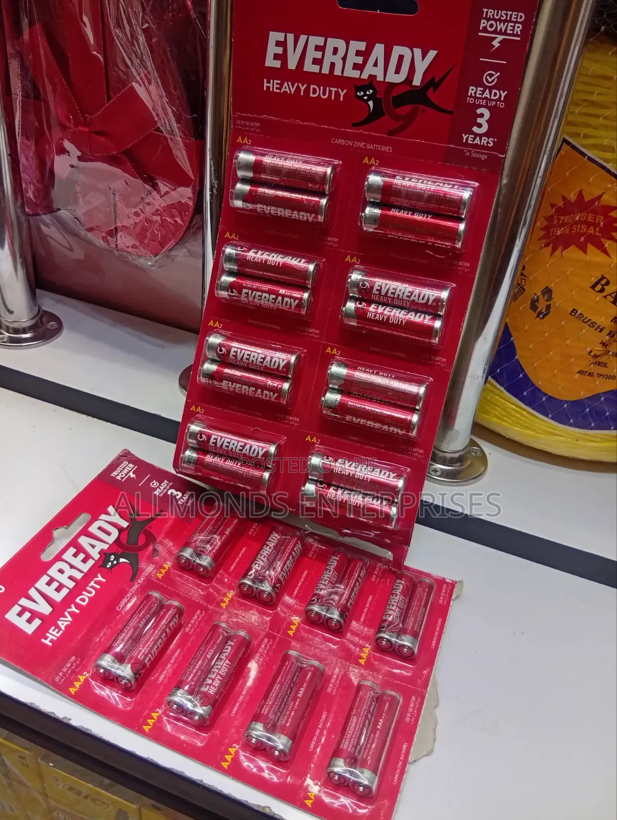 A Pair of Eveready Triple AAA and Double AA Battery 1.5v- Heavy Duty