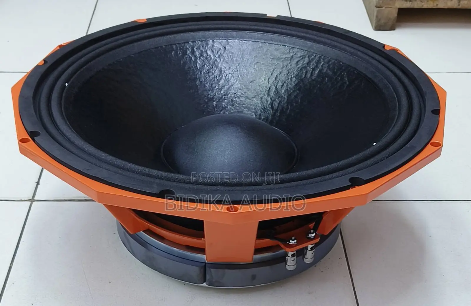 Brand New Derwel PD1882 18-Inch Naked Bass Speaker – 1800W