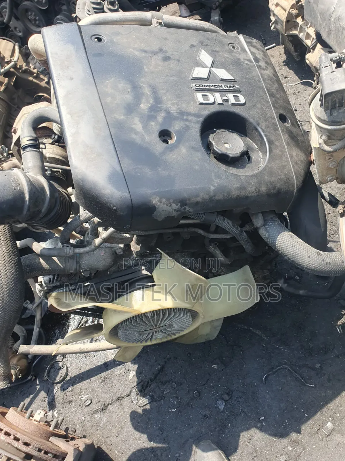 Engine 4M41