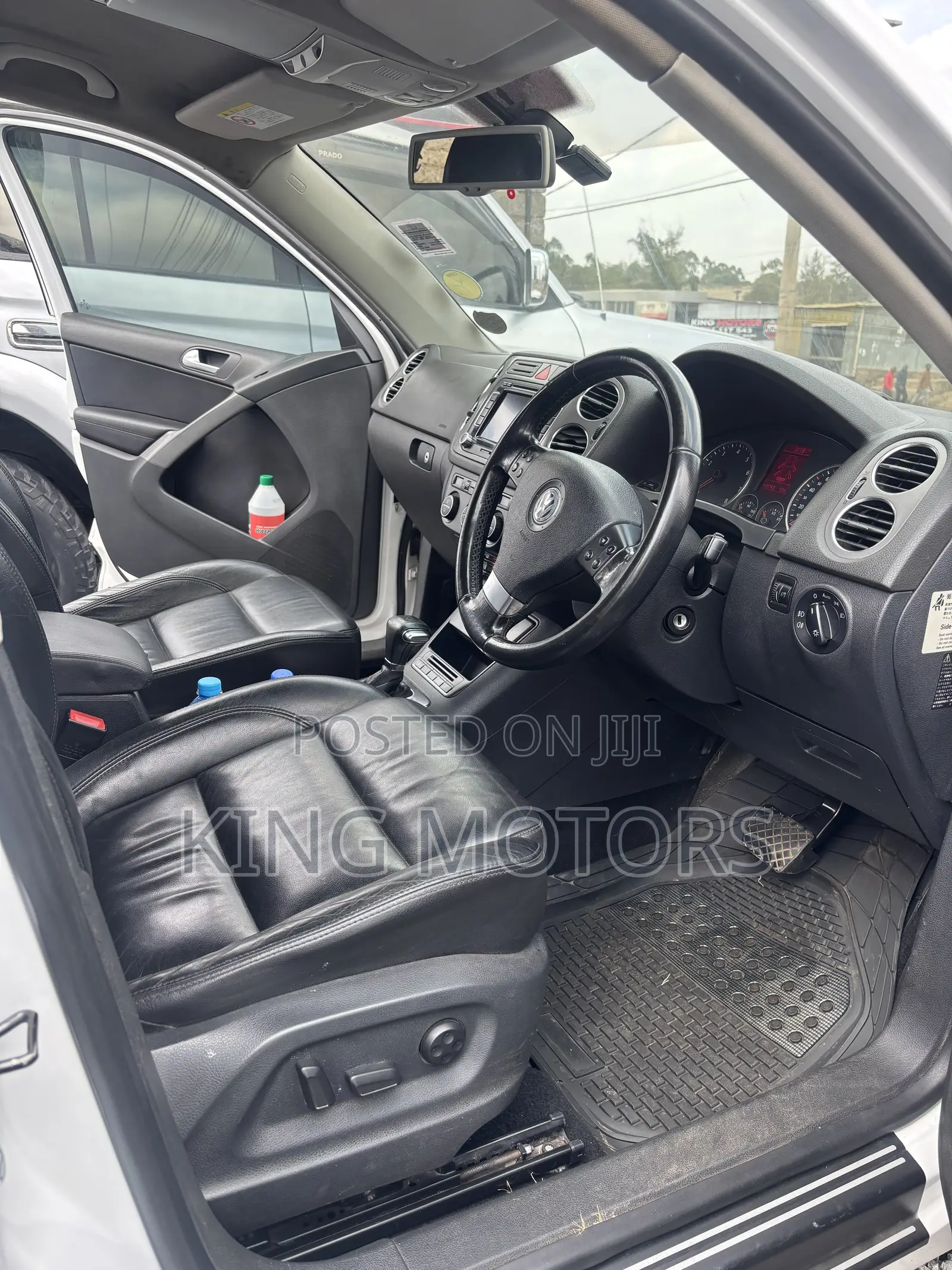 Volkswagen Tiguan 2011 White
