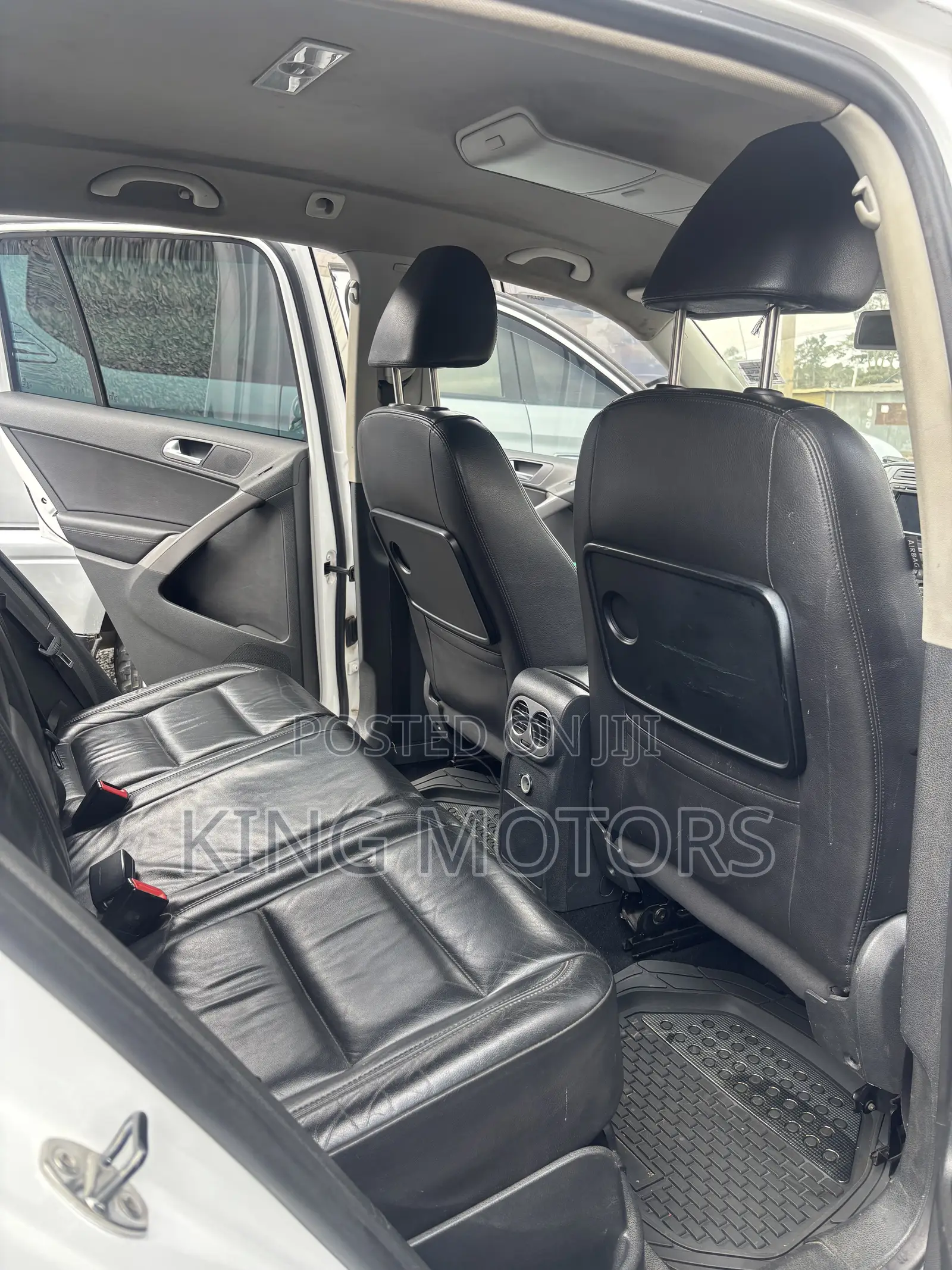 Volkswagen Tiguan 2011 White