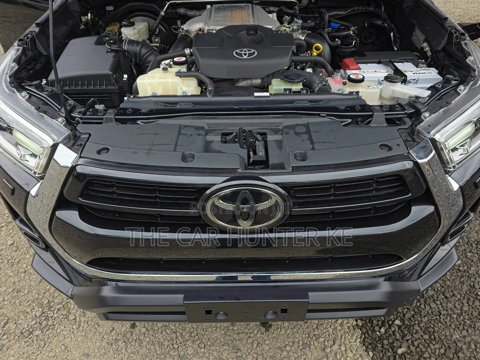 Toyota Hilux Revo Double Cab Deisel 2.4 AWD 2020 Black