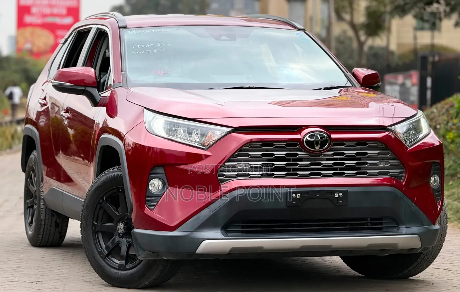 Toyota RAV4 2020 Maroon
