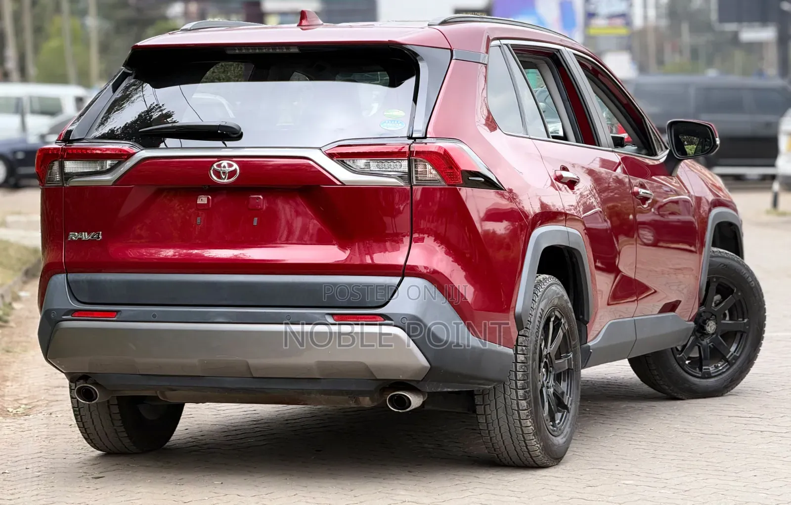 Toyota RAV4 2020 Maroon