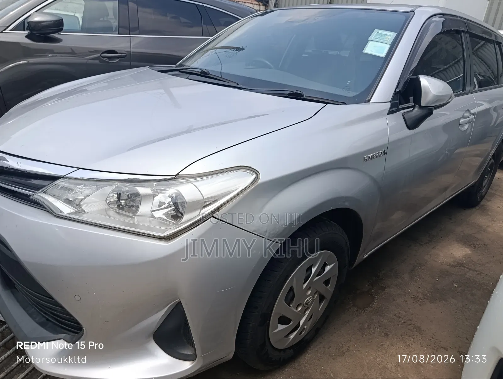 Toyota Corolla Fielder 2016 Silver