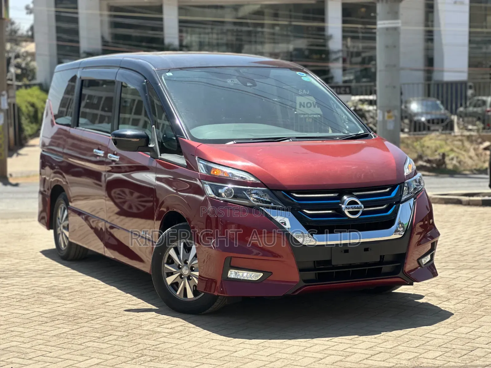 Nissan Serena 2019 Maroon