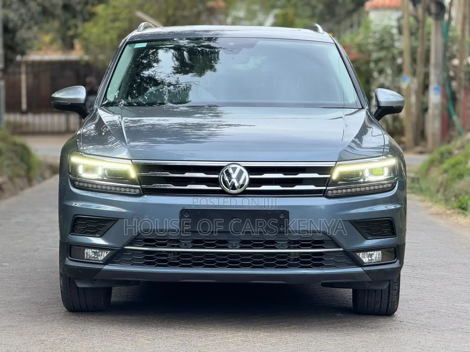 Volkswagen Tiguan 2021 Silver