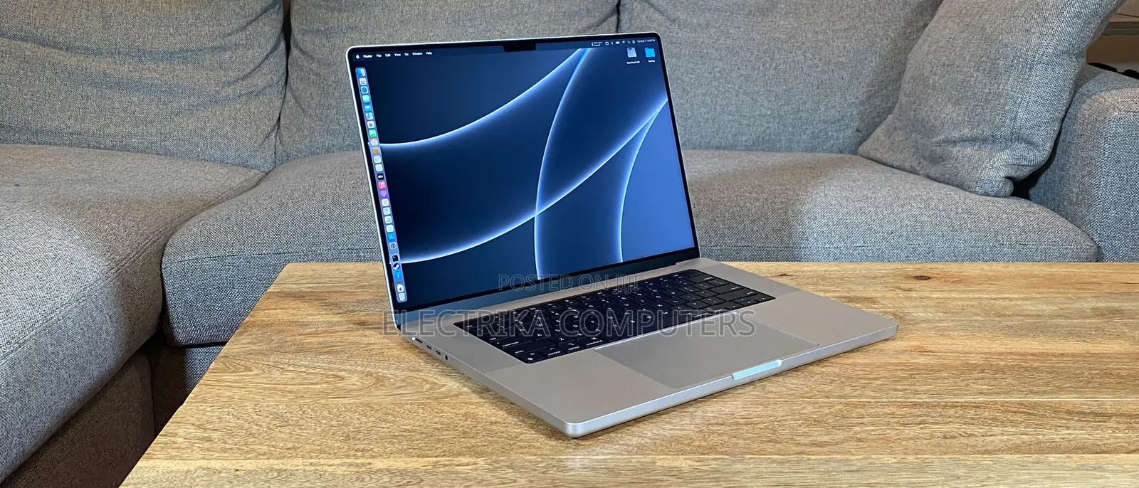 New Laptop Apple MacBook Pro 2021 M1 16GB Intel Core i7 SSD 512GB