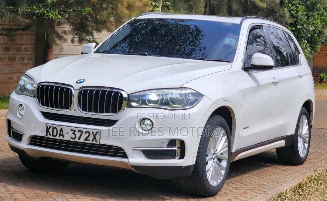 BMW X5 2017 Off white