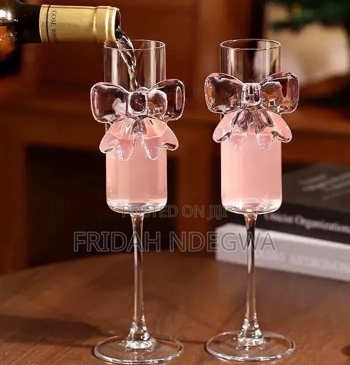 Bow Champagne Glasses