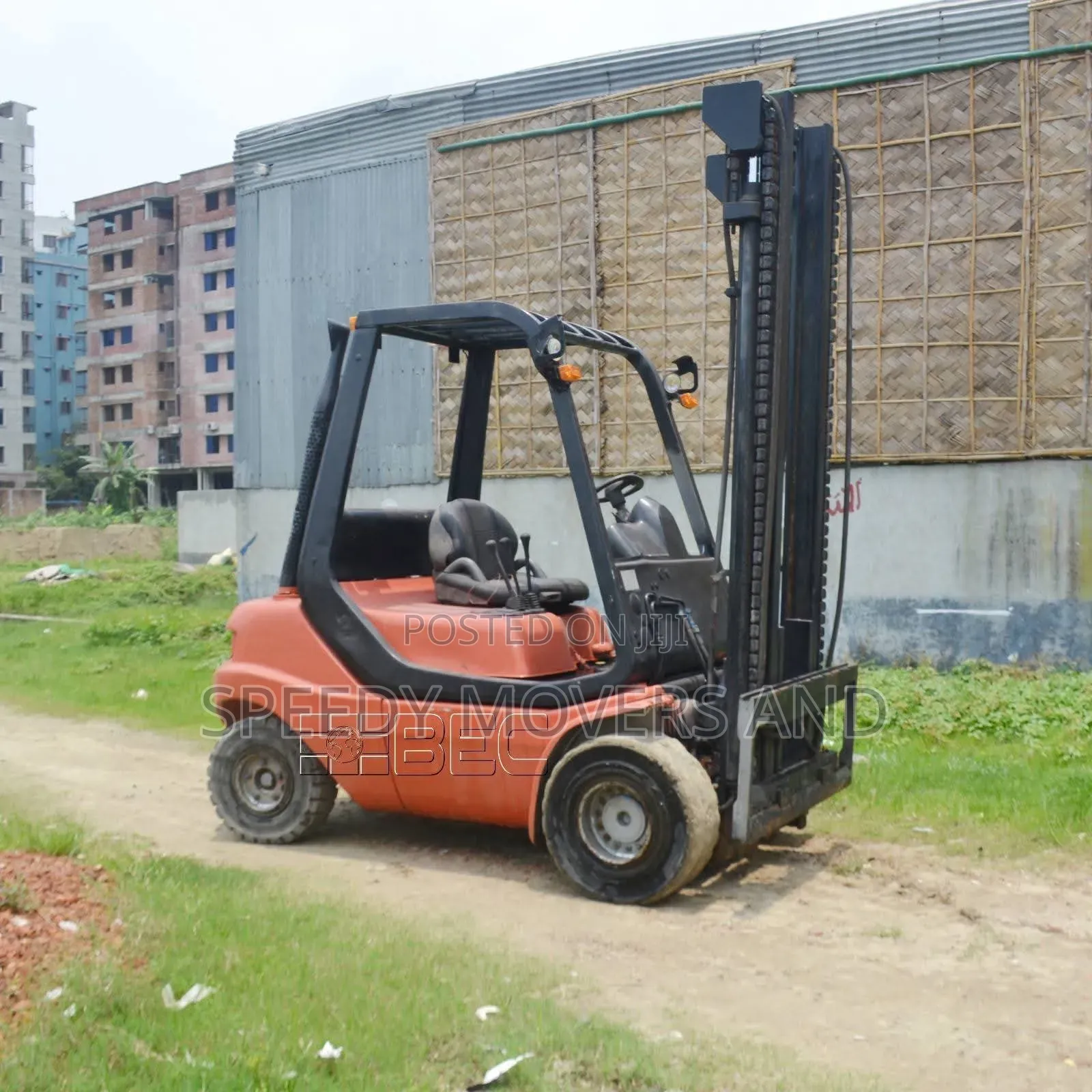 Forklift for Heavy Duty Lifting Jobs
