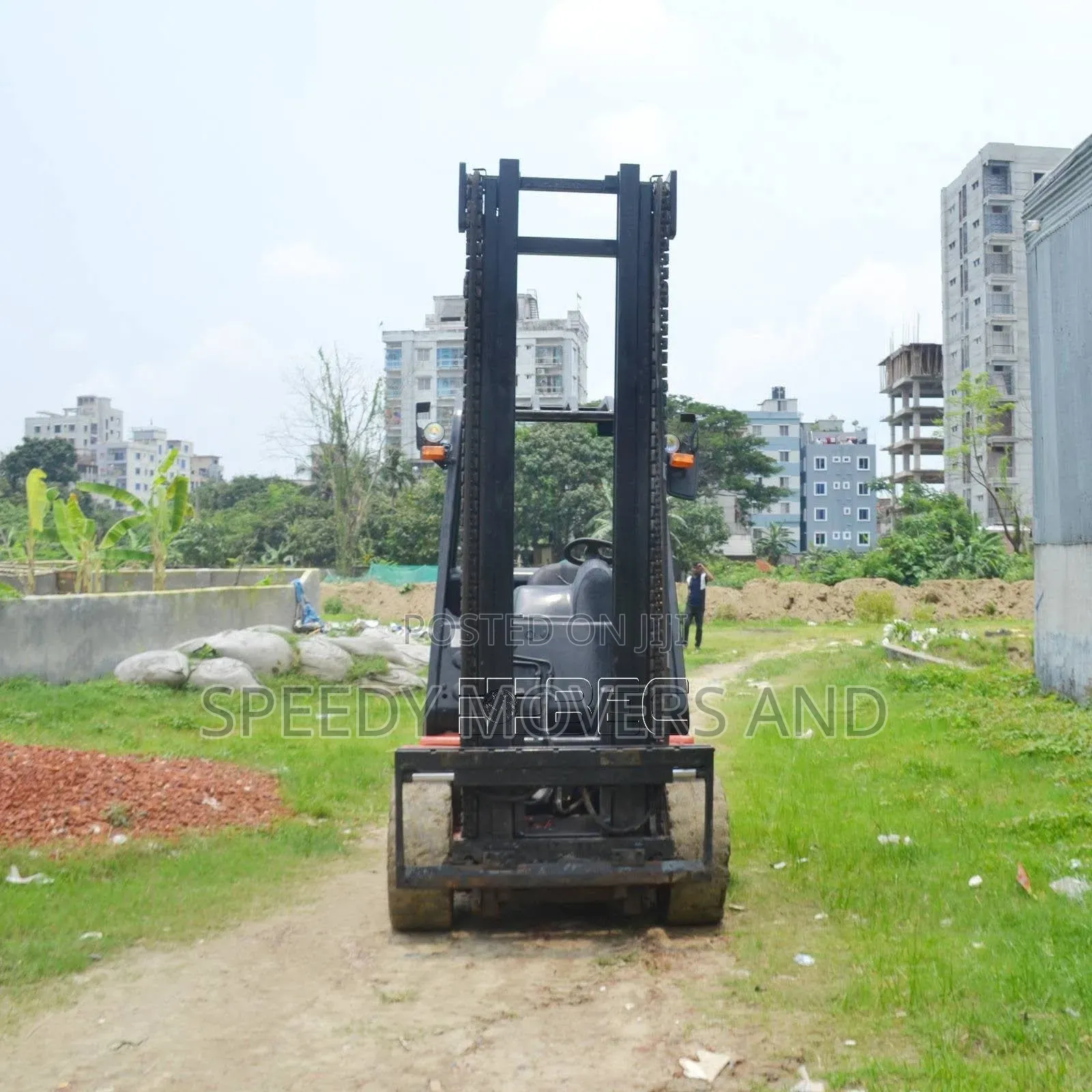 Forklift for Heavy Duty Lifting Jobs