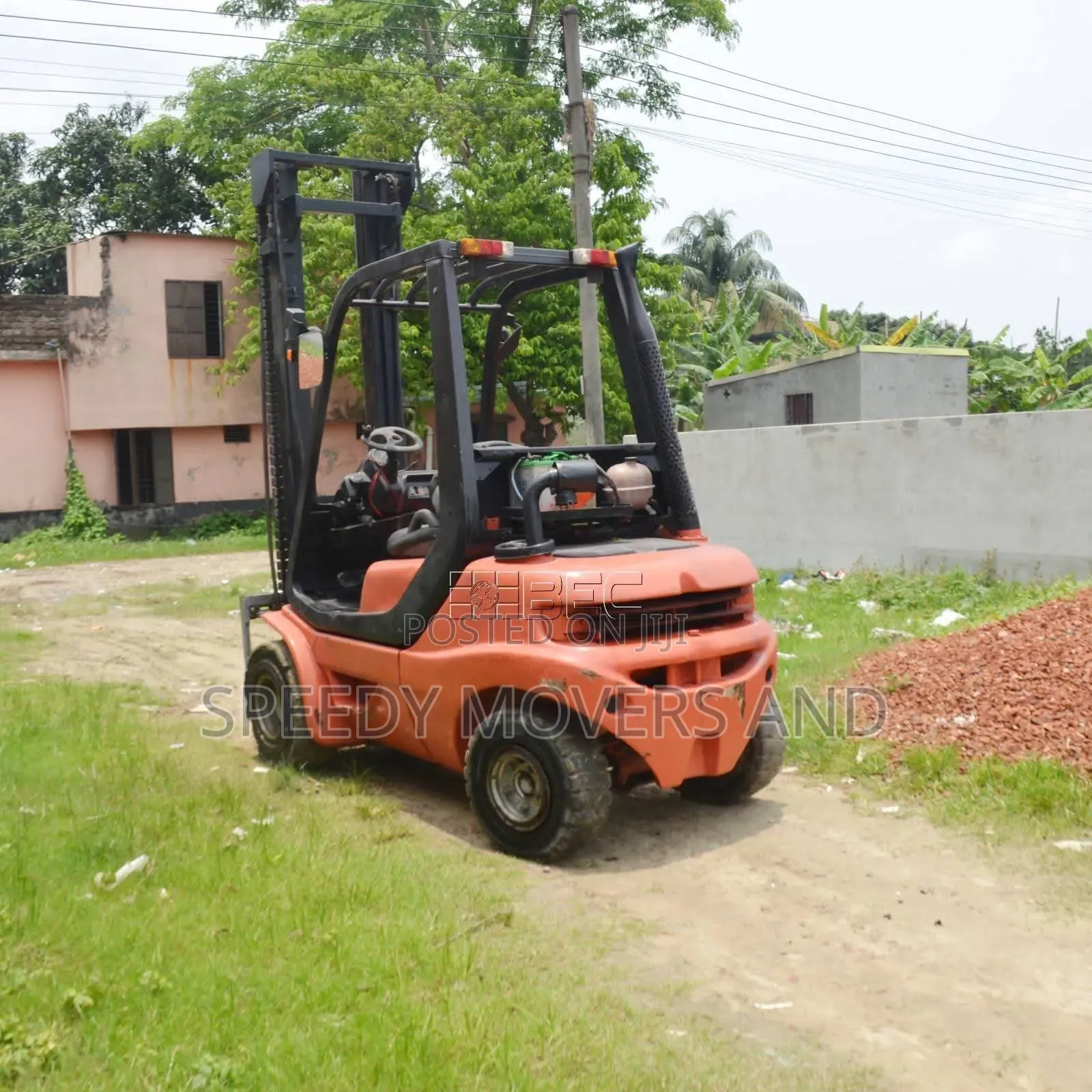 Forklift for Heavy Duty Lifting Jobs
