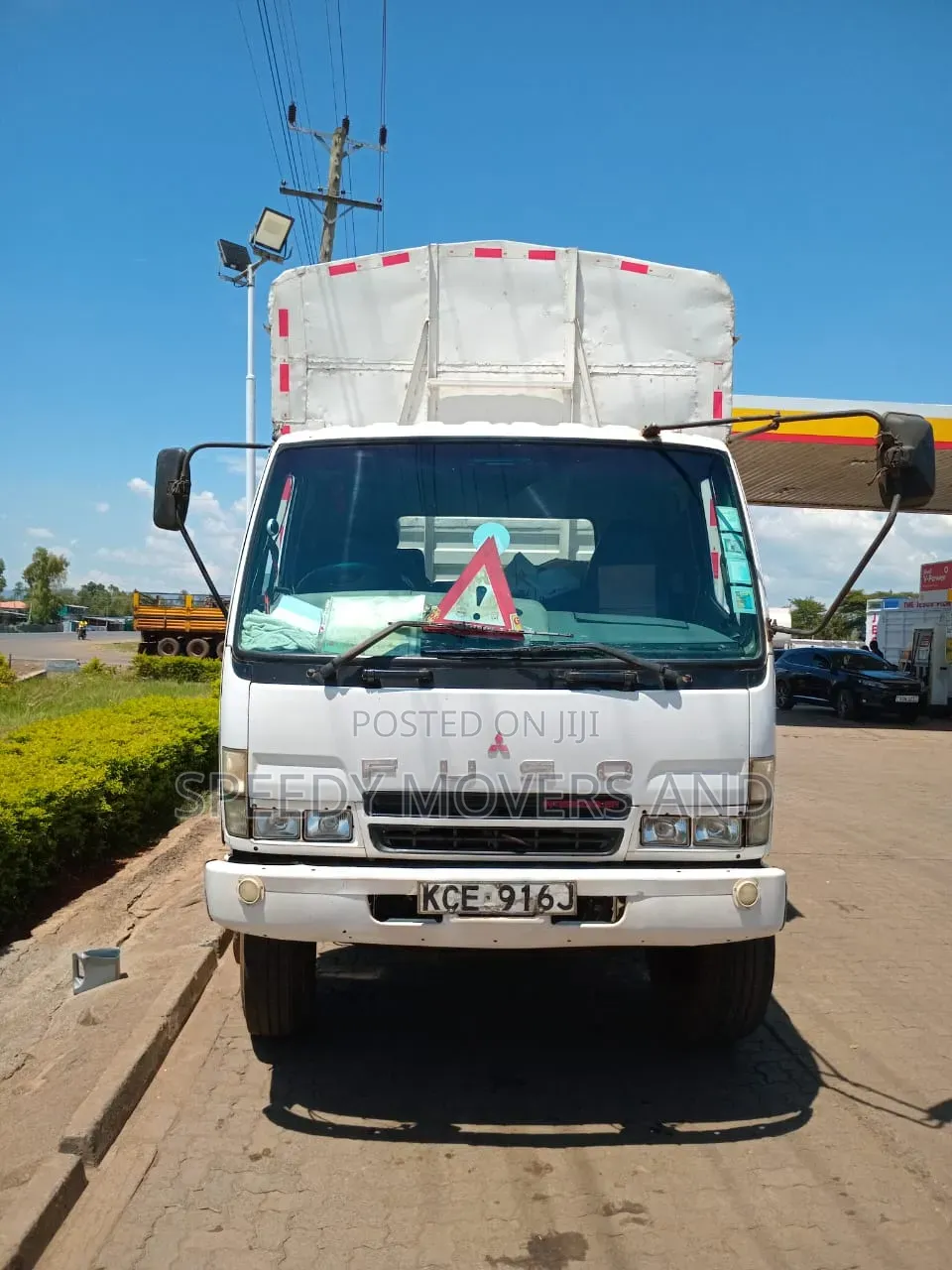 Mguu Kumi. Coverbody at Hand for Logistics