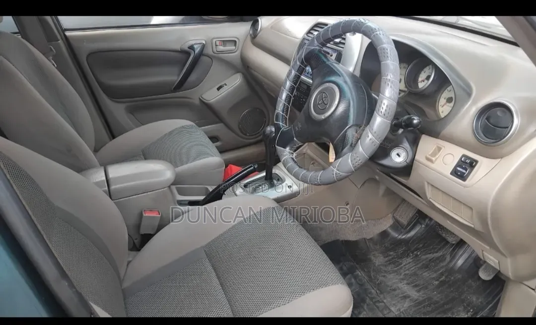 Toyota RAV4 Automatic 2000