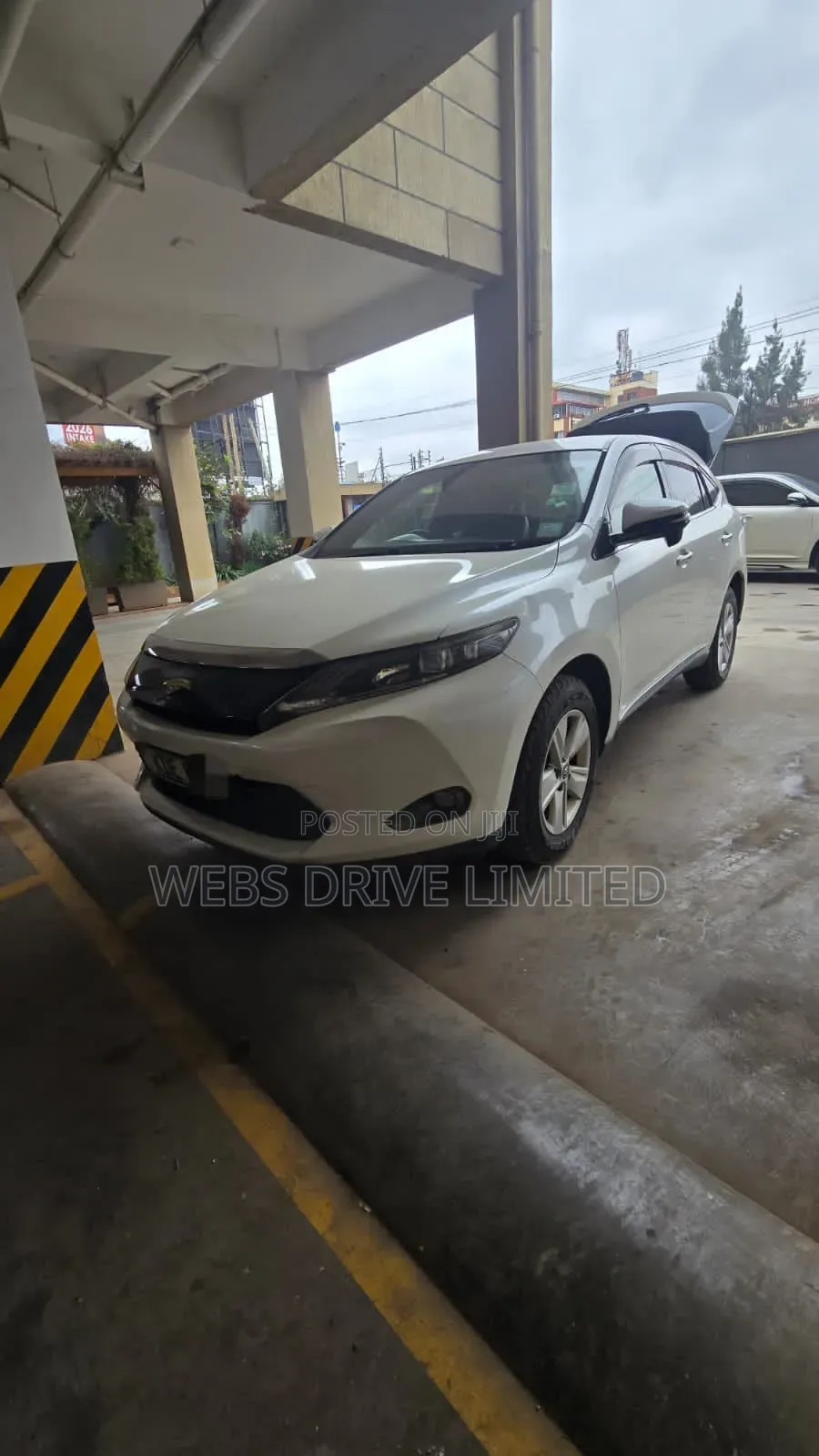 Toyota Harrier 2016 White