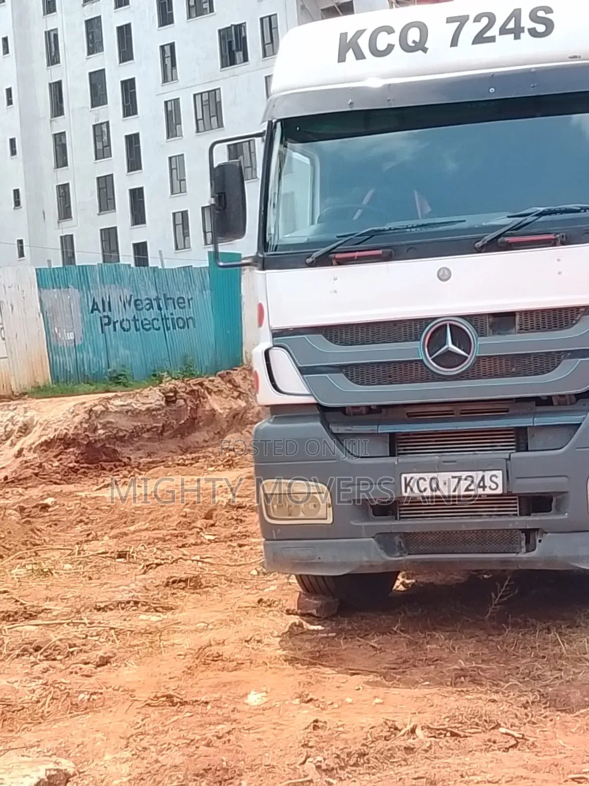 Semi- Trailer for Loads Delivery