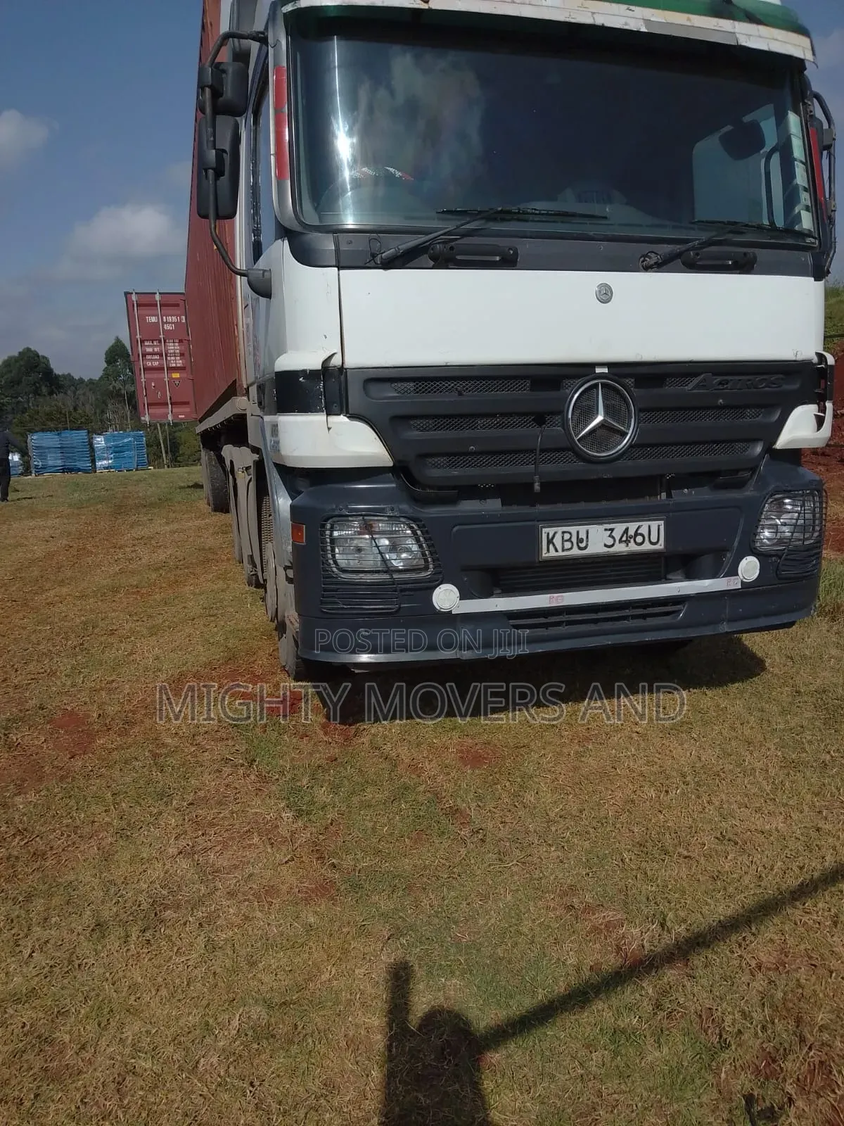 Semi- Trailer for Loads Delivery