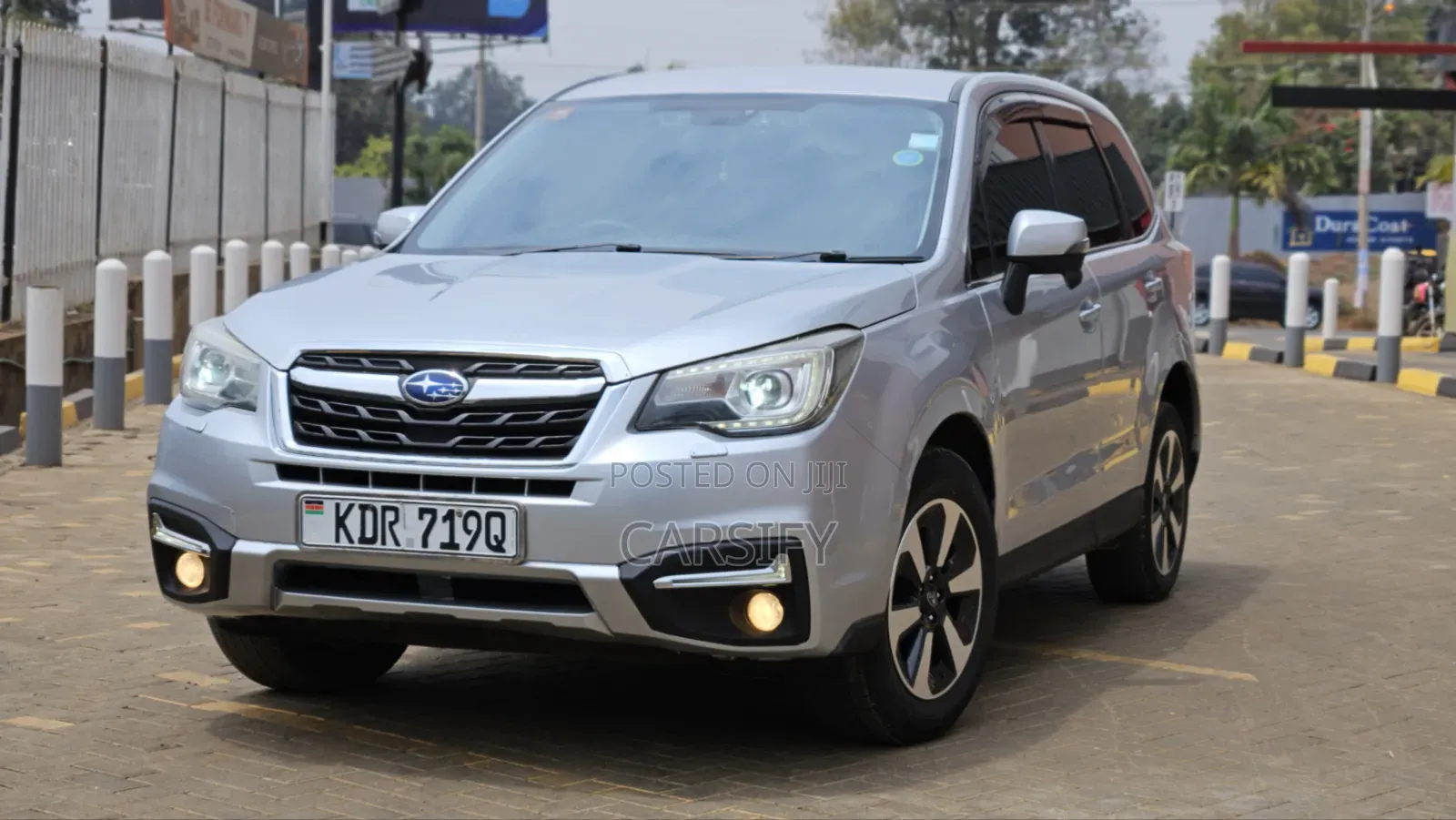Subaru Forester 2017 Silver