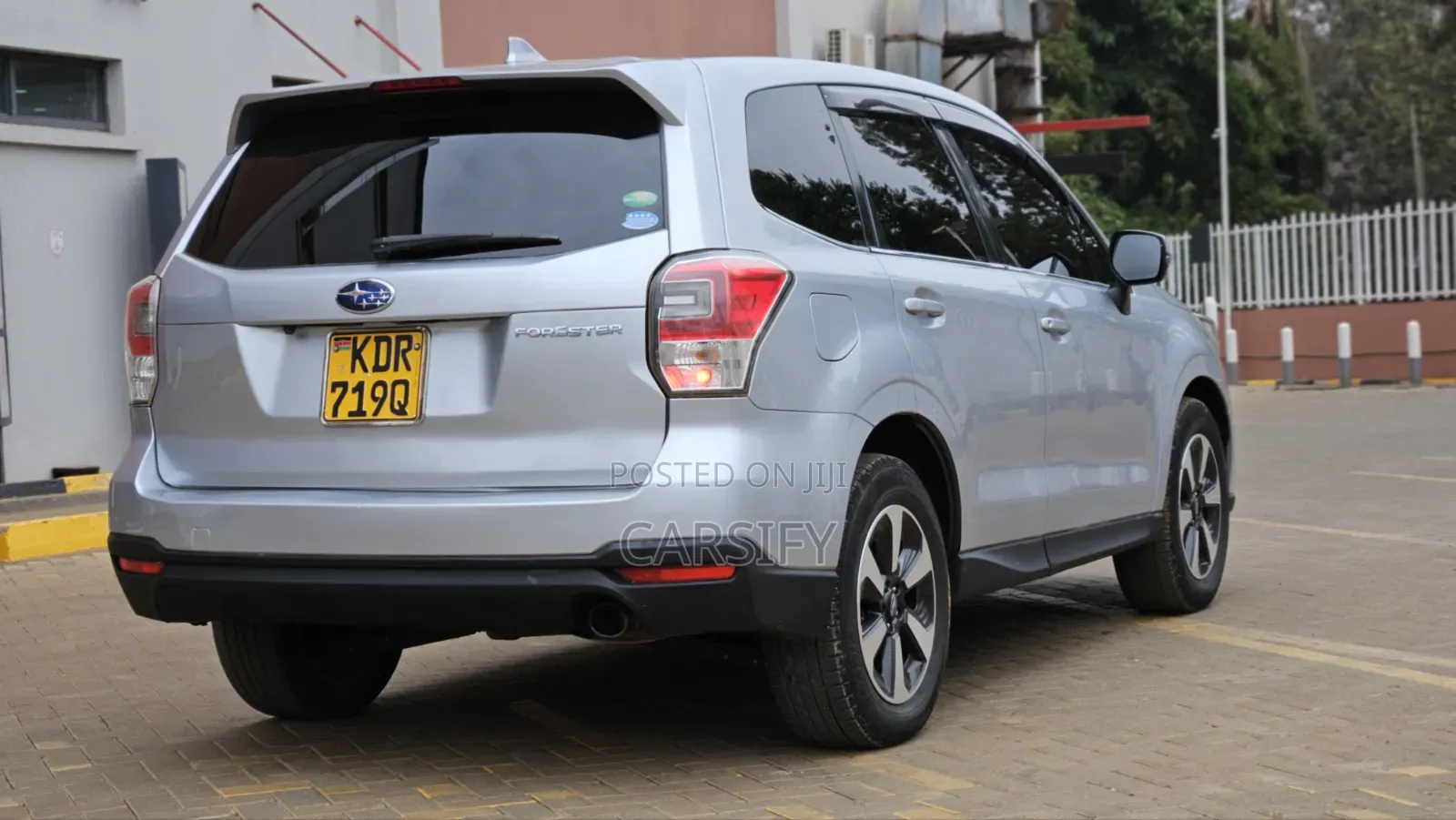 Subaru Forester 2017 Silver