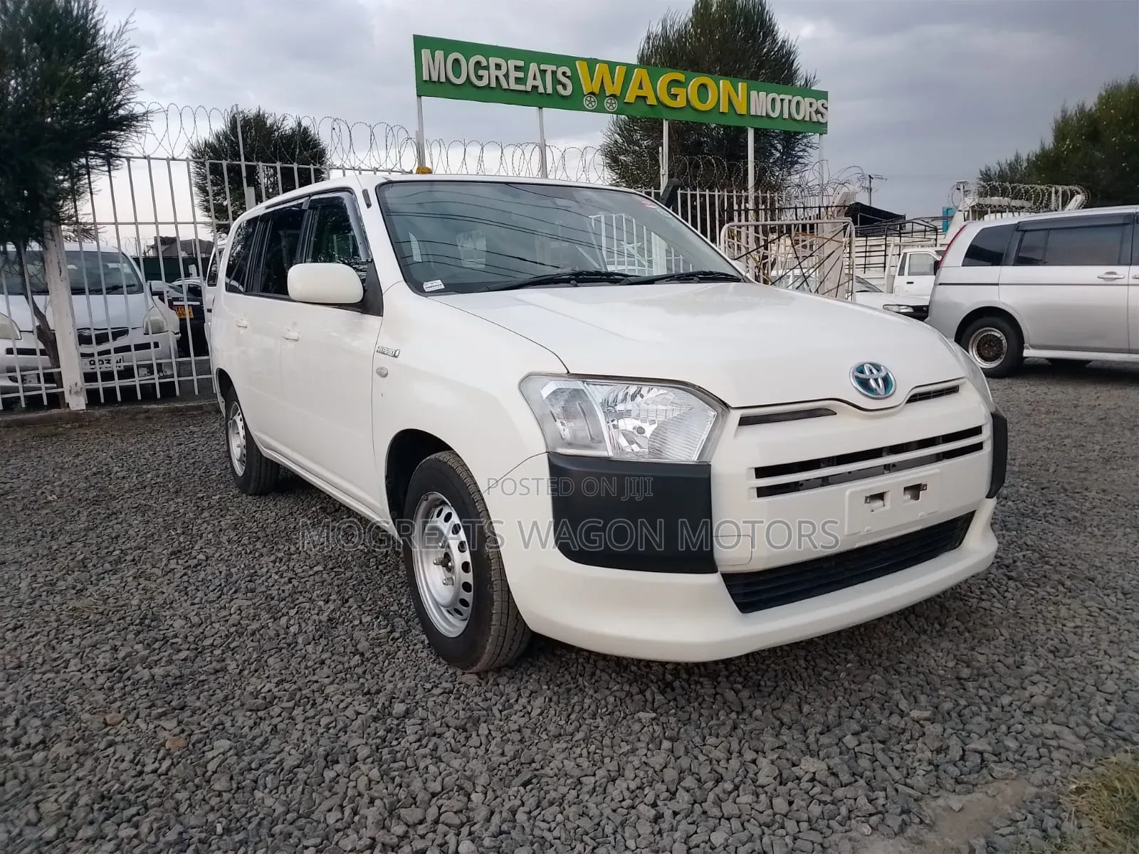 Toyota Succeed 2019 White