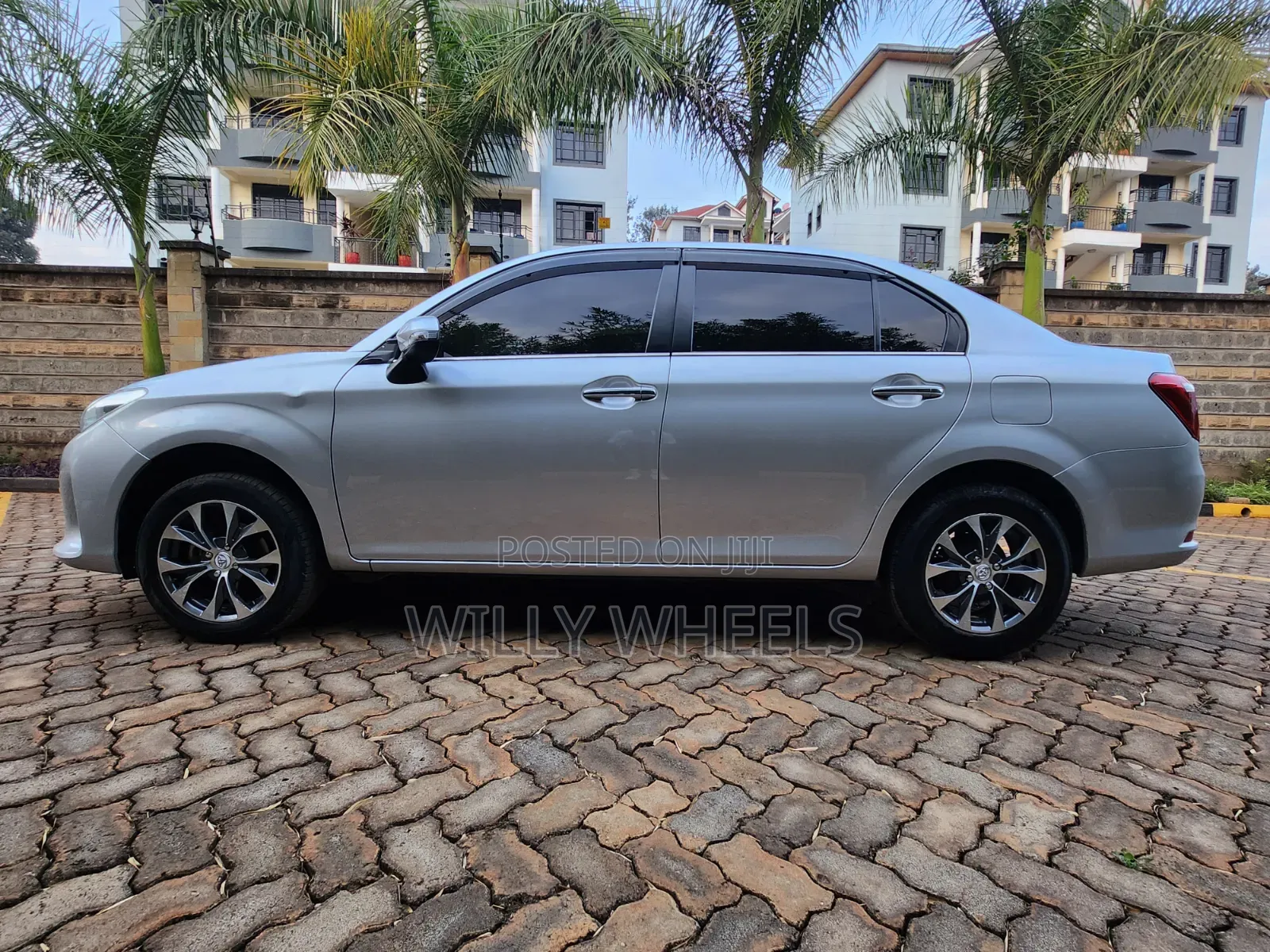 Toyota Axio 1.5 G 2WD 2018 Silver