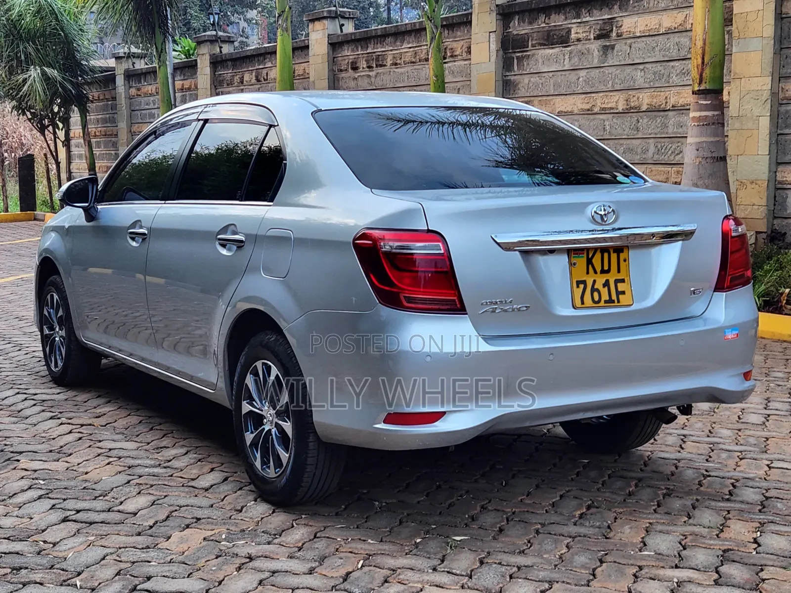 Toyota Axio 1.5 G 2WD 2018 Silver